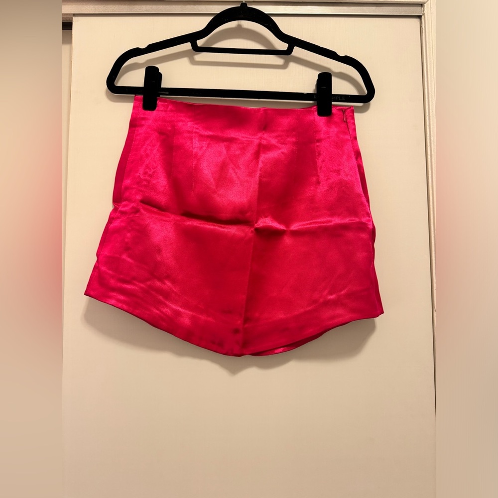 NWT Zara pink mini skirt